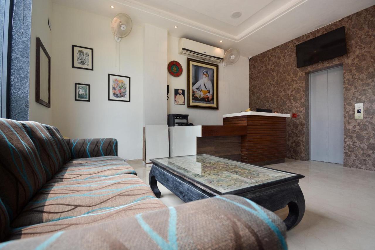 Hotel Oyo 47054 The Phoenix House 3*